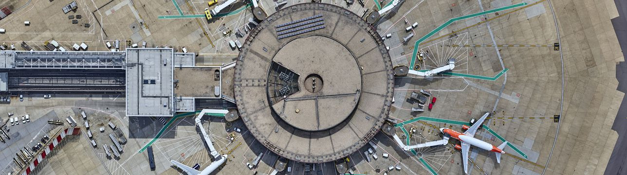 Airlines rush to London Gatwick